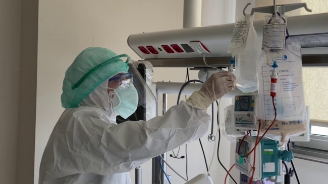 Koronavirüs günlüğü - Rümeysa hemşireden mesaj var: Evde kalmak nefessiz kalmaktan iyidir